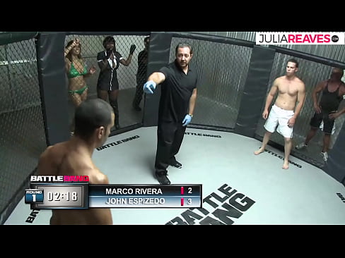 ❤️ Ultimate Fighter трахает як духтари рақами рост пас аз мубориза дар ҳалқаи Порнои мақъад дар мо